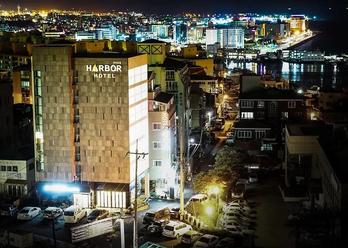 Harbor Hotel