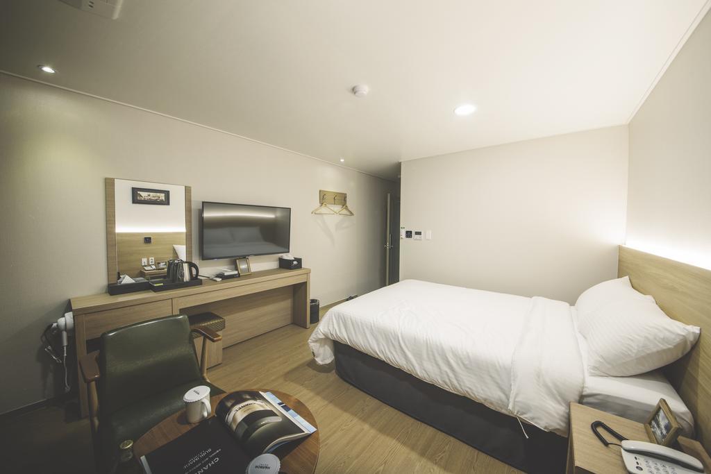Harbor 3* Jeju