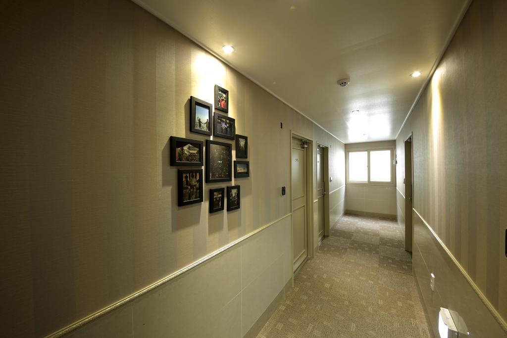 Harbor Hotel 3*